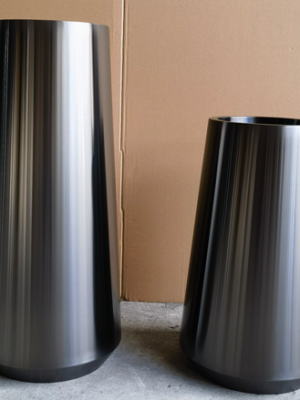 Metal Home Decor Flower Pot (Small)